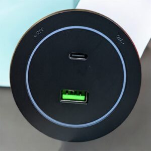 سوكيت ماجنيتيك USB/C بإضاءة ازرق ENERGY